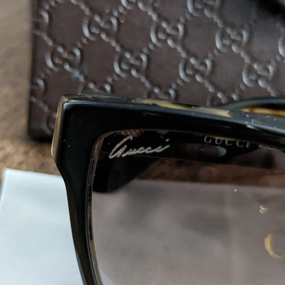 Gucci Sunglasses - Picture 3 of 6